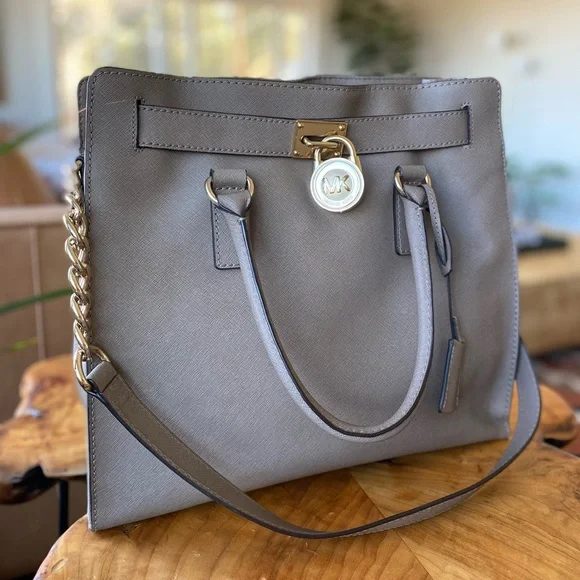 Michael Kors Hamilton Saffiano leather large tote - Picture 2 of 10